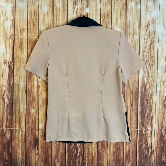 Separate Issue Women's Vintage Short Sleeve Embroidered Button Down Shirt Sz 11 - Picture 4 of 12